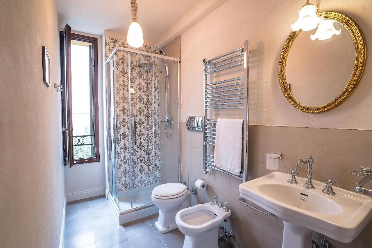 Holiday home Palazzo Veneziano Direct At The Canal With Roof Terrace