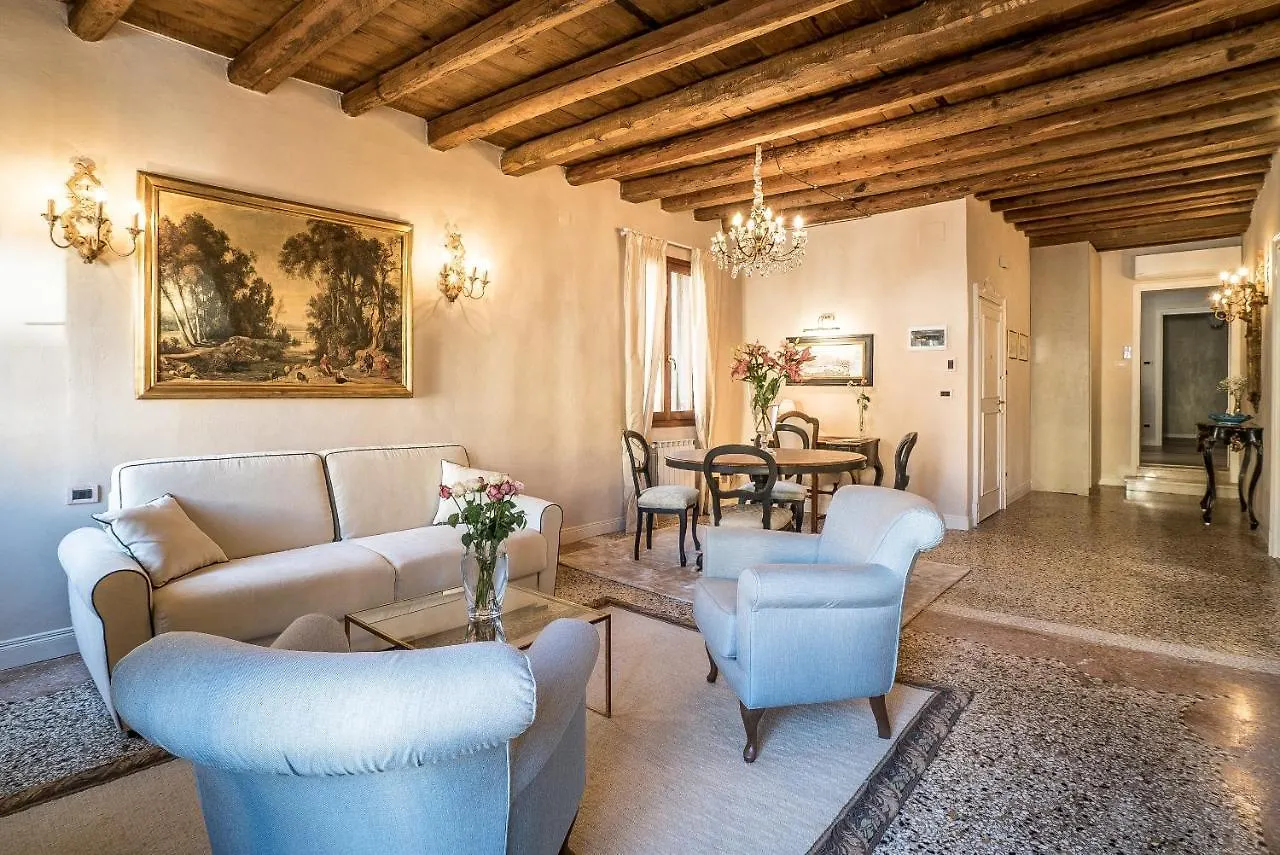 Holiday home Palazzo Veneziano Direct At The Canal With Roof Terrace Italy